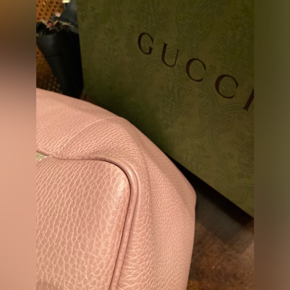 Beautiful Gucci GG Canvas Bree Tote. EUC Pink leather w/Goldtone Hardware. - Picture 9 of 14